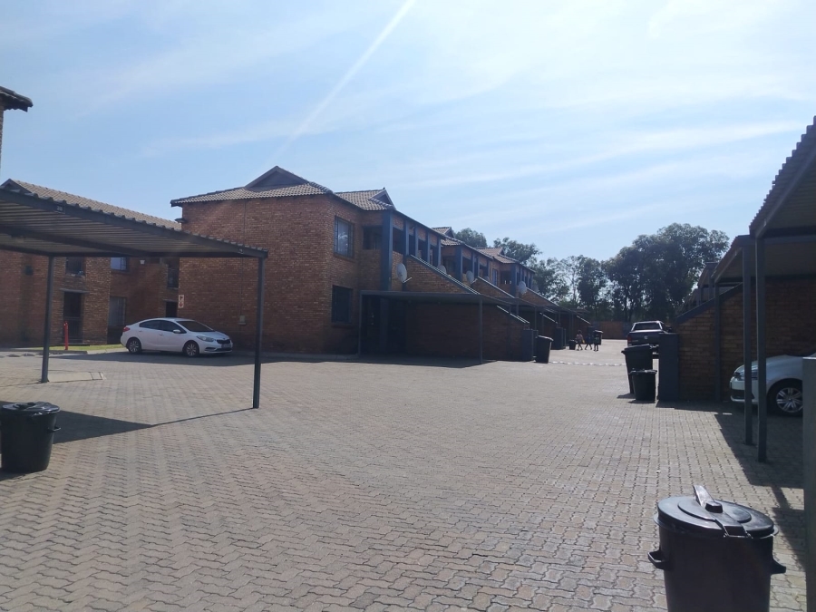 2 Bedroom Property for Sale in Elspark Gauteng