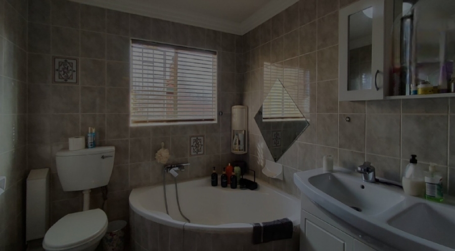 3 Bedroom Property for Sale in Allen Grove Gauteng