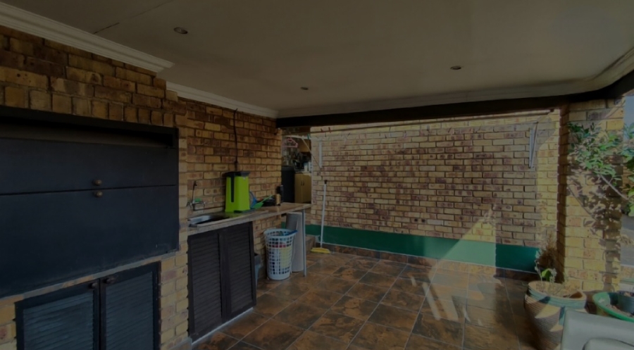 3 Bedroom Property for Sale in Allen Grove Gauteng