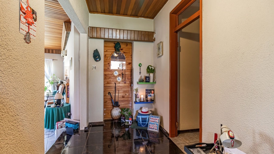 3 Bedroom Property for Sale in Brackenhurst Gauteng