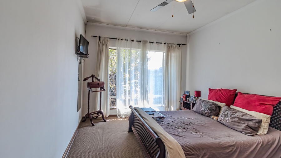 3 Bedroom Property for Sale in Brackenhurst Gauteng