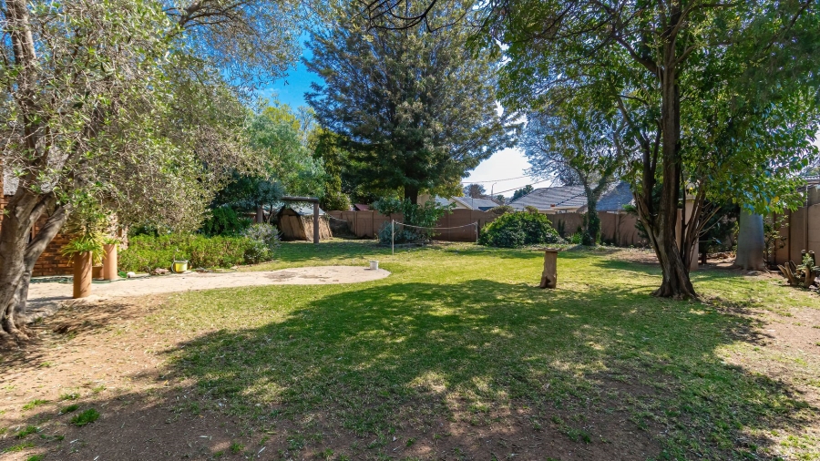 3 Bedroom Property for Sale in Brackenhurst Gauteng