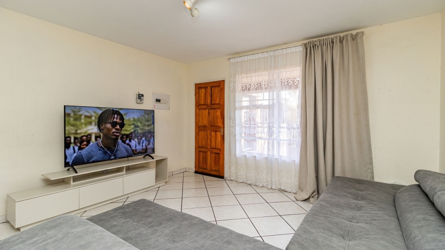 2 Bedroom Property for Sale in Croydon Gauteng