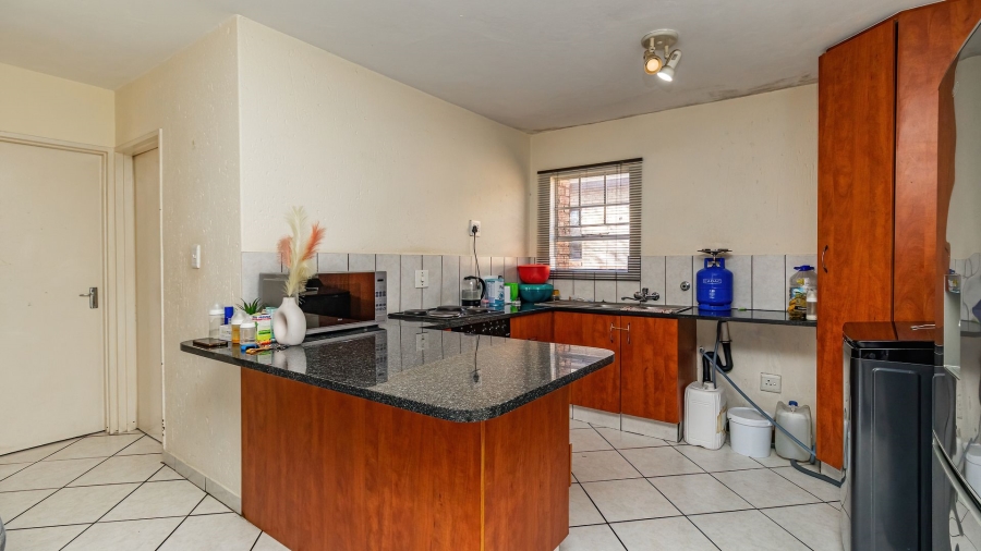 2 Bedroom Property for Sale in Croydon Gauteng