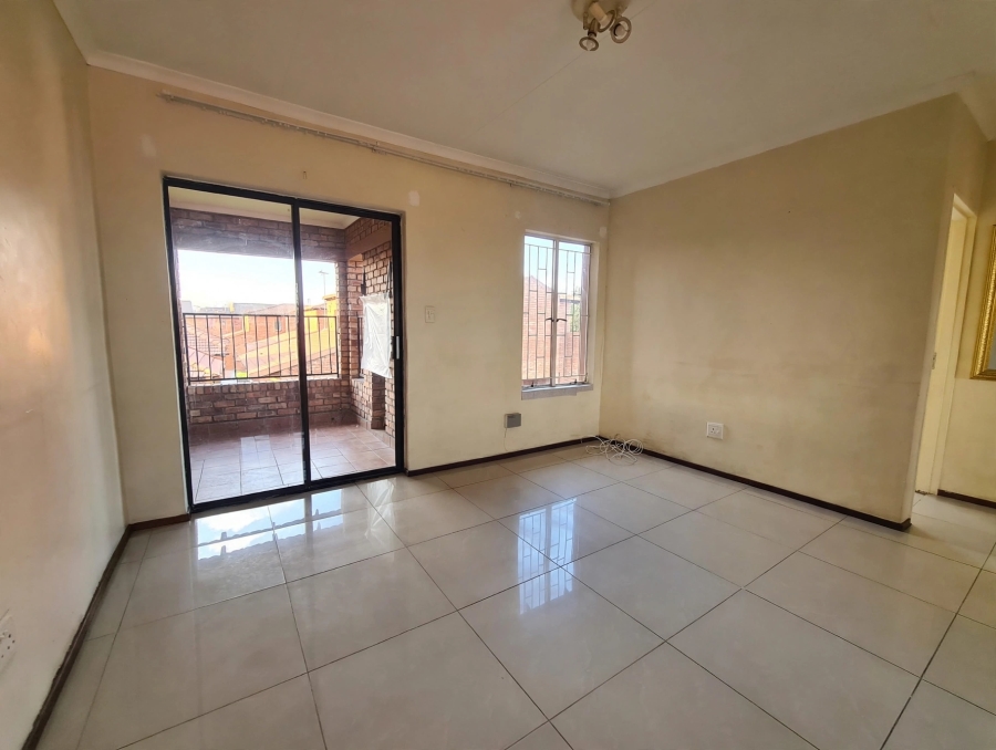 2 Bedroom Property for Sale in Edleen Gauteng