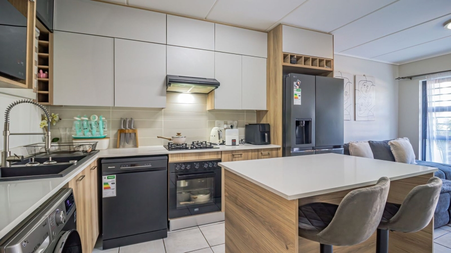 2 Bedroom Property for Sale in Linbro Park Gauteng