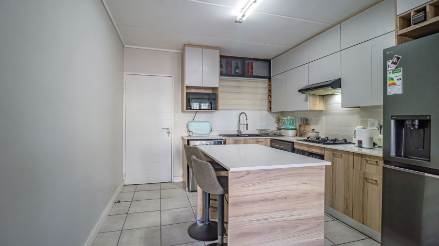 2 Bedroom Property for Sale in Linbro Park Gauteng
