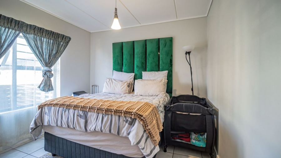 2 Bedroom Property for Sale in Linbro Park Gauteng