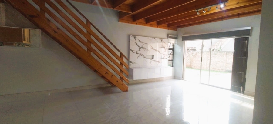 4 Bedroom Property for Sale in Kleinfontein Gauteng