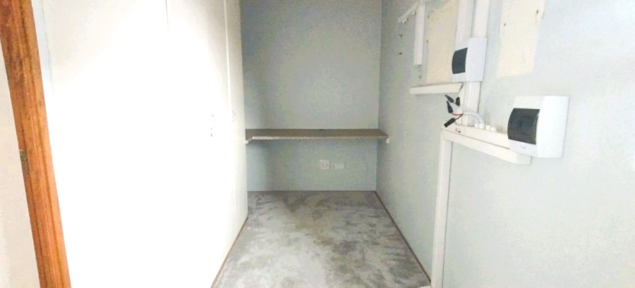4 Bedroom Property for Sale in Kleinfontein Gauteng