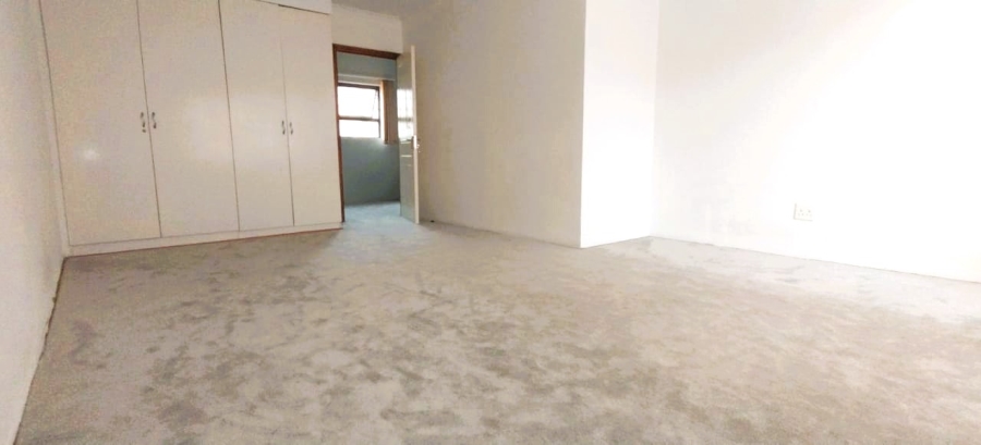 4 Bedroom Property for Sale in Kleinfontein Gauteng