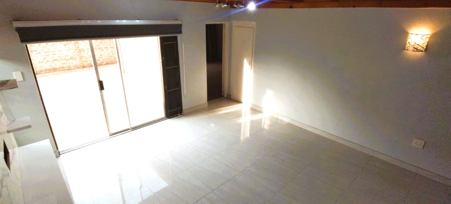 4 Bedroom Property for Sale in Kleinfontein Gauteng