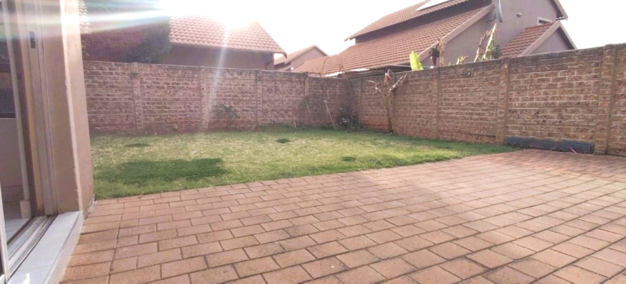 4 Bedroom Property for Sale in Kleinfontein Gauteng