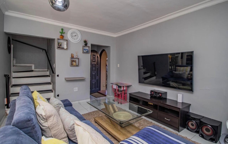 To Let 3 Bedroom Property for Rent in Edleen Gauteng
