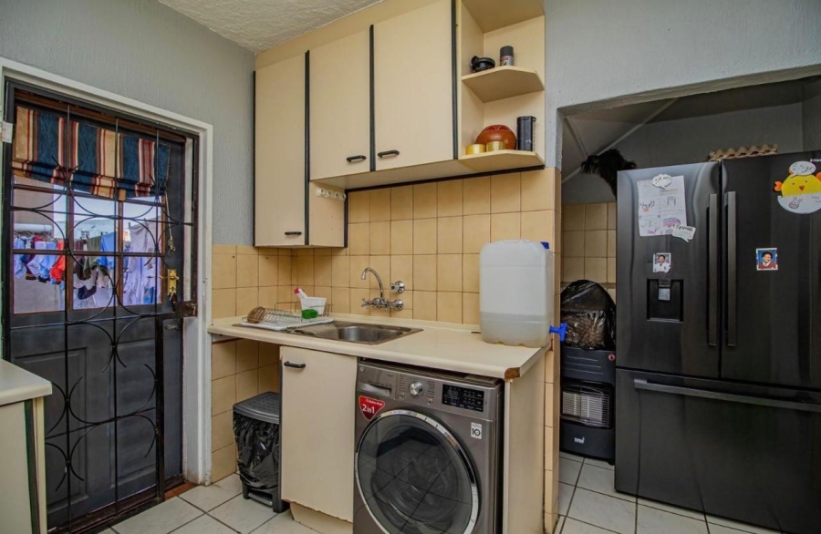 To Let 3 Bedroom Property for Rent in Edleen Gauteng