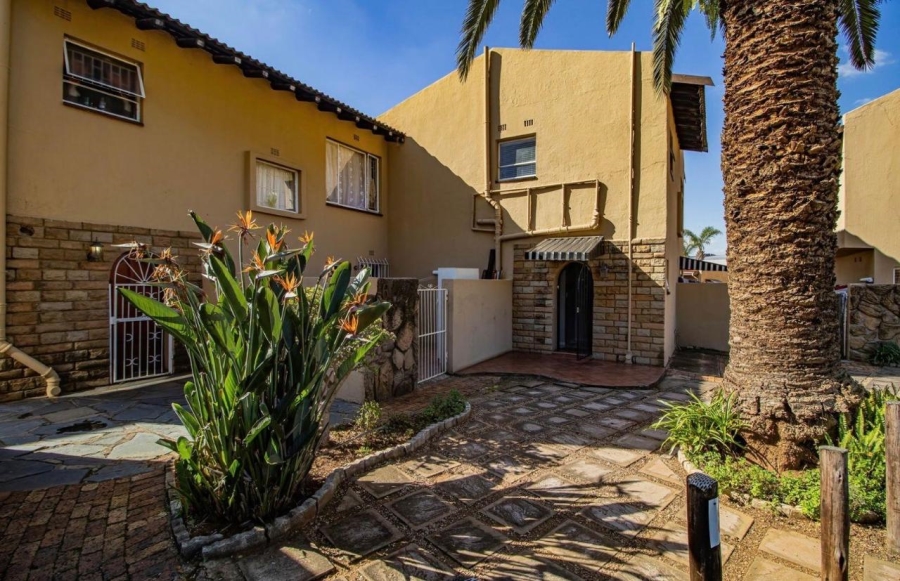 To Let 3 Bedroom Property for Rent in Edleen Gauteng