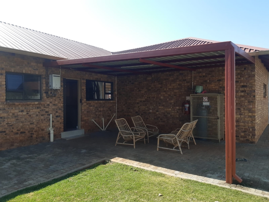 3 Bedroom Property for Sale in Bredell Gauteng