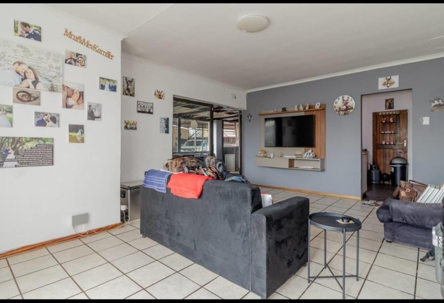 3 Bedroom Property for Sale in Edelweiss Gauteng