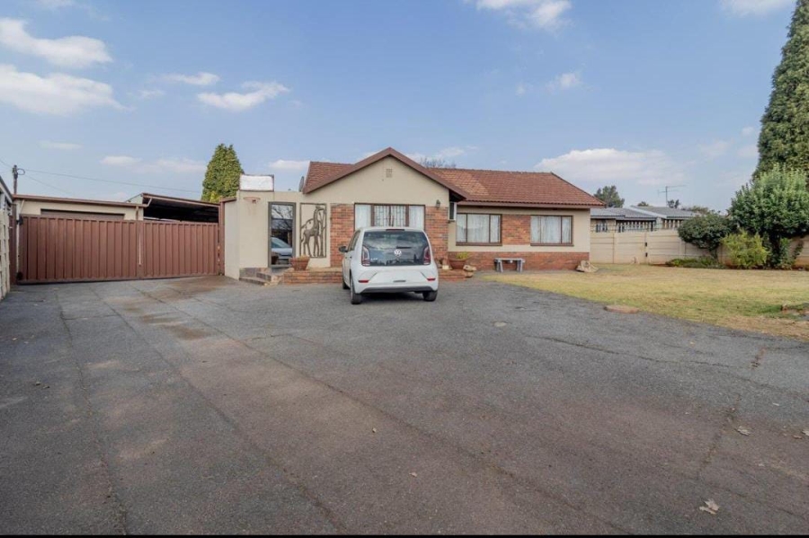 3 Bedroom Property for Sale in Edelweiss Gauteng