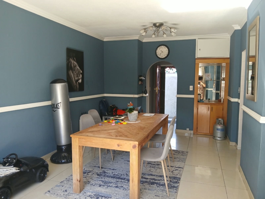 3 Bedroom Property for Sale in Mondeor Gauteng