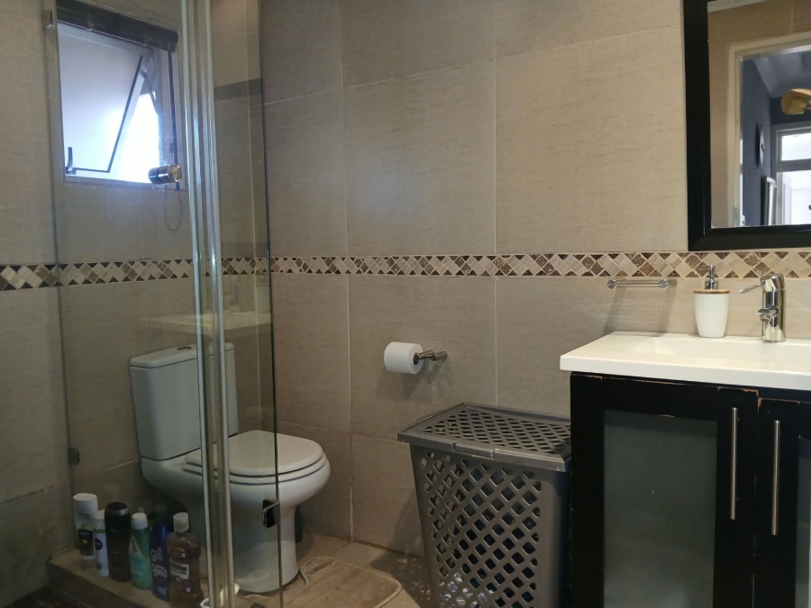 3 Bedroom Property for Sale in Mondeor Gauteng