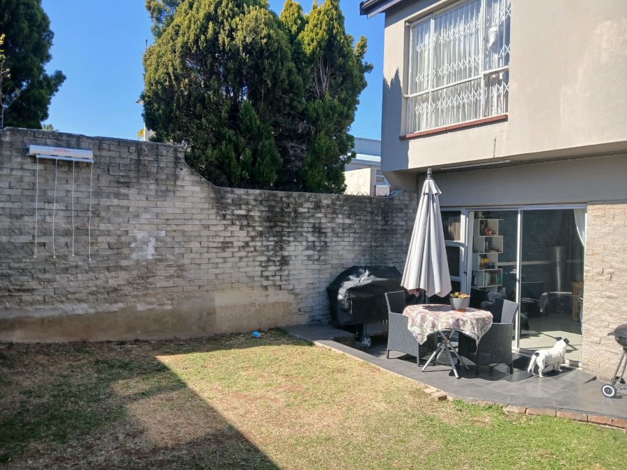 3 Bedroom Property for Sale in Mondeor Gauteng