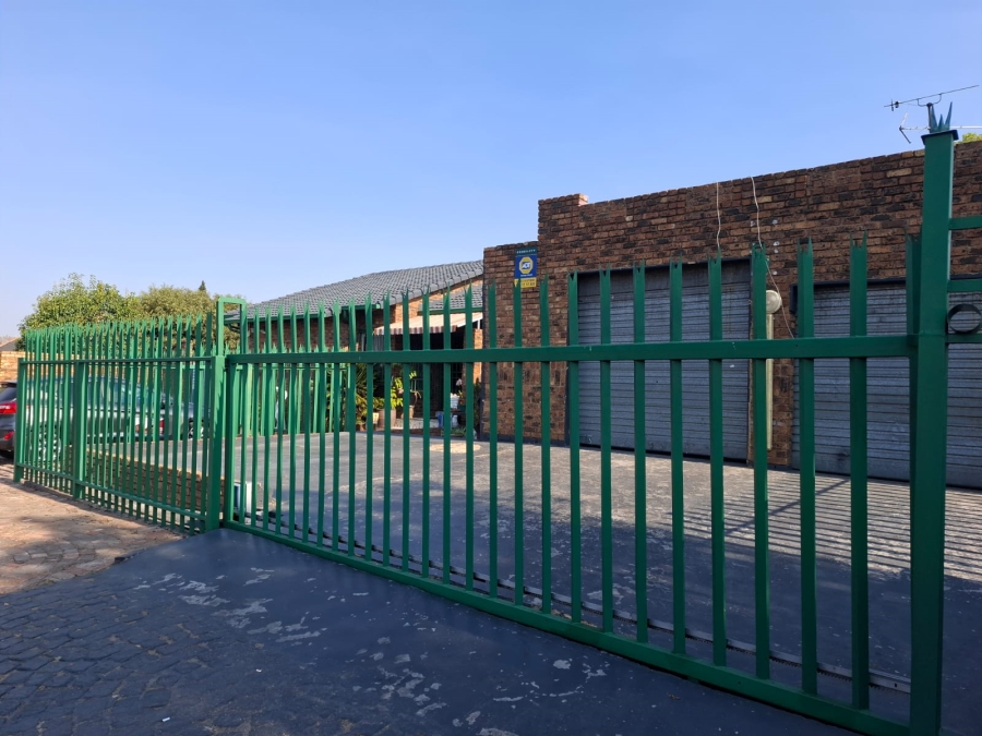 3 Bedroom Property for Sale in Dalpark Gauteng