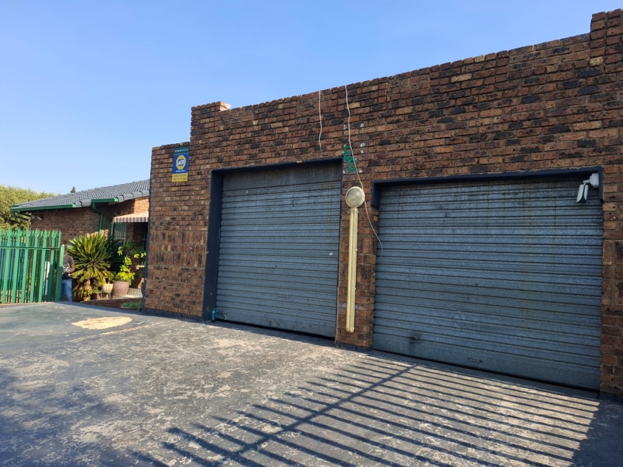 3 Bedroom Property for Sale in Dalpark Gauteng