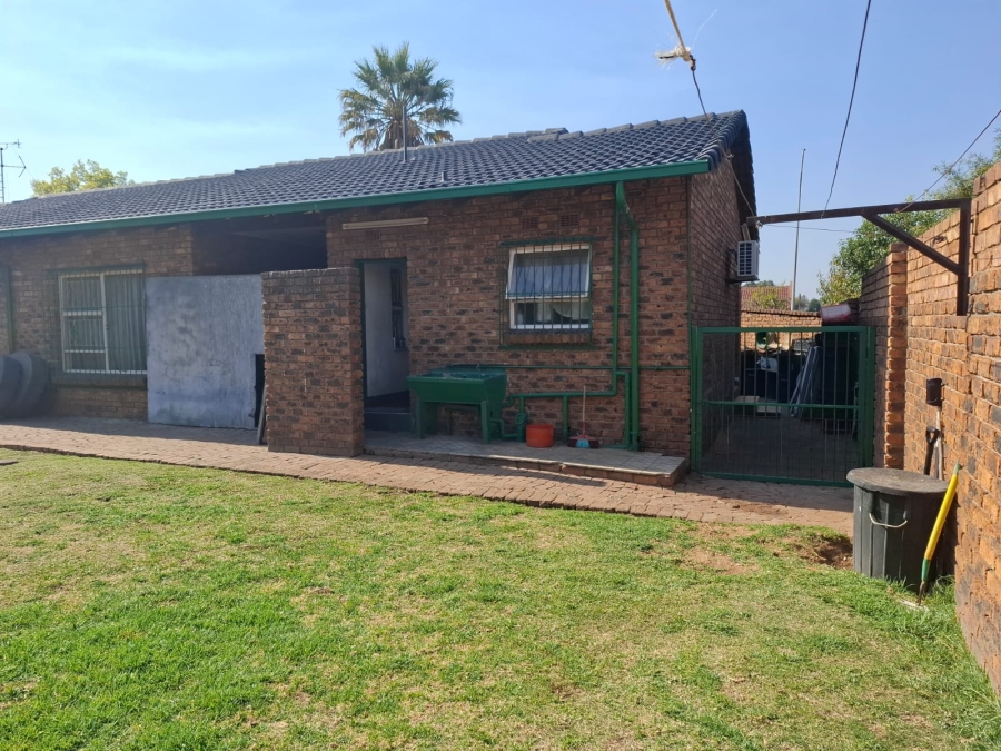3 Bedroom Property for Sale in Dalpark Gauteng