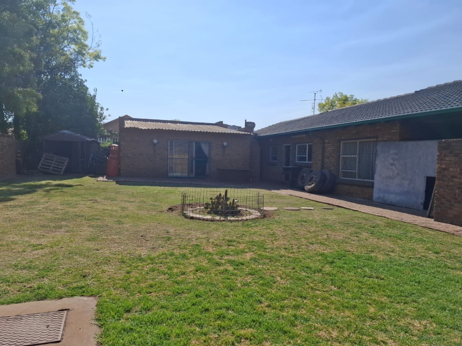 3 Bedroom Property for Sale in Dalpark Gauteng