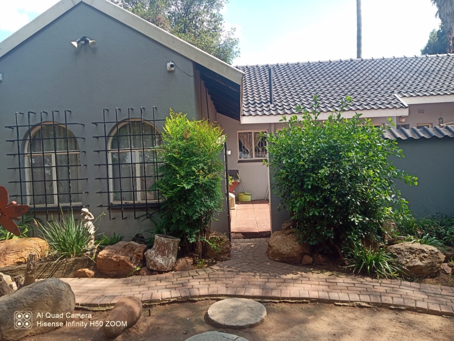 3 Bedroom Property for Sale in Selcourt Gauteng