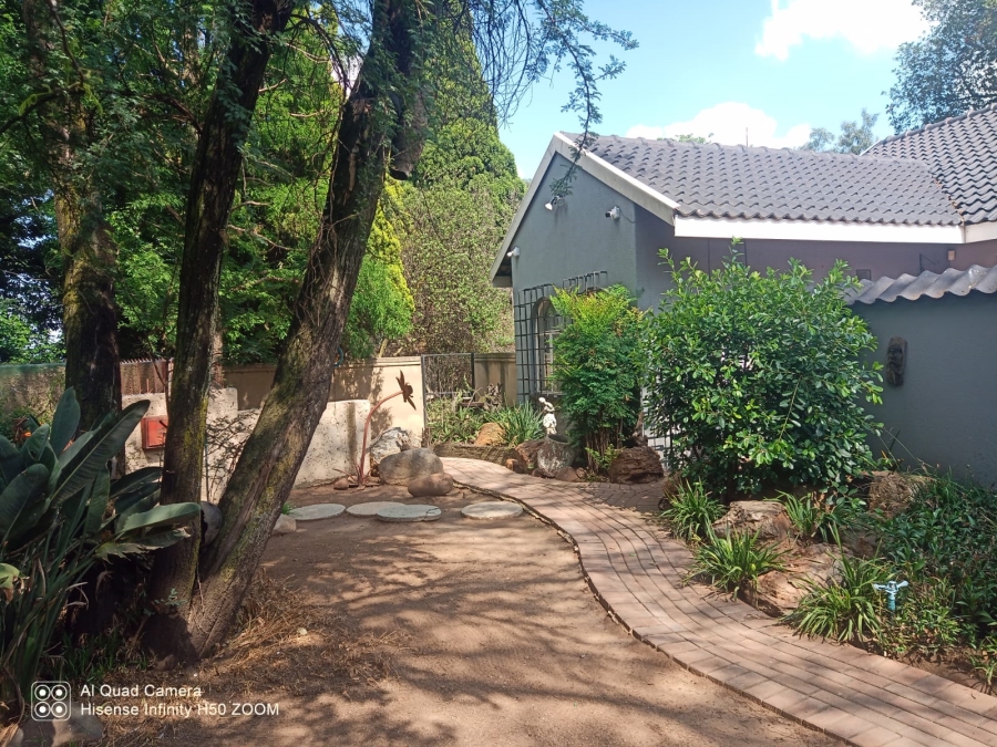 3 Bedroom Property for Sale in Selcourt Gauteng