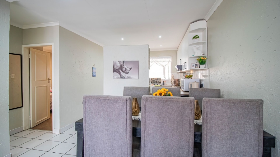 2 Bedroom Property for Sale in Ravenswood Gauteng