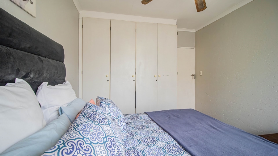 2 Bedroom Property for Sale in Ravenswood Gauteng