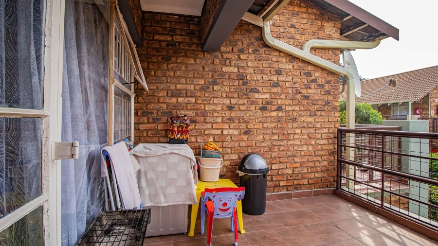 2 Bedroom Property for Sale in Ravenswood Gauteng