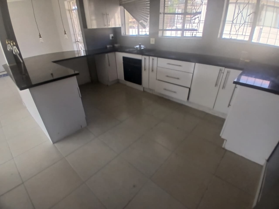 To Let 4 Bedroom Property for Rent in Illiondale Gauteng