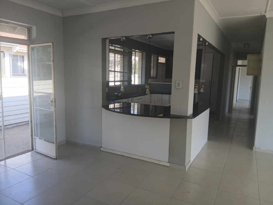 To Let 4 Bedroom Property for Rent in Illiondale Gauteng