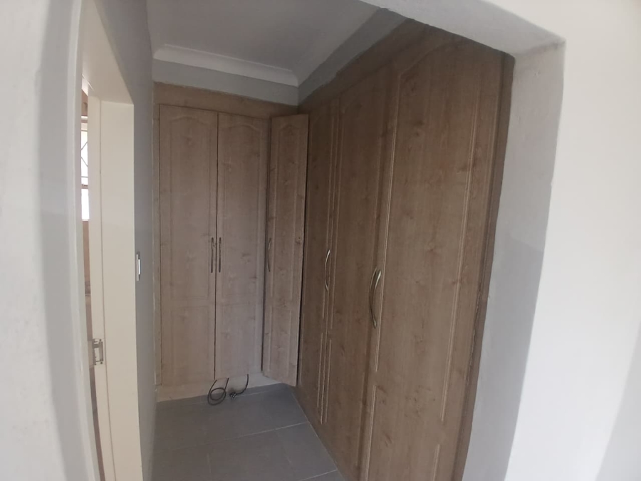 To Let 4 Bedroom Property for Rent in Illiondale Gauteng