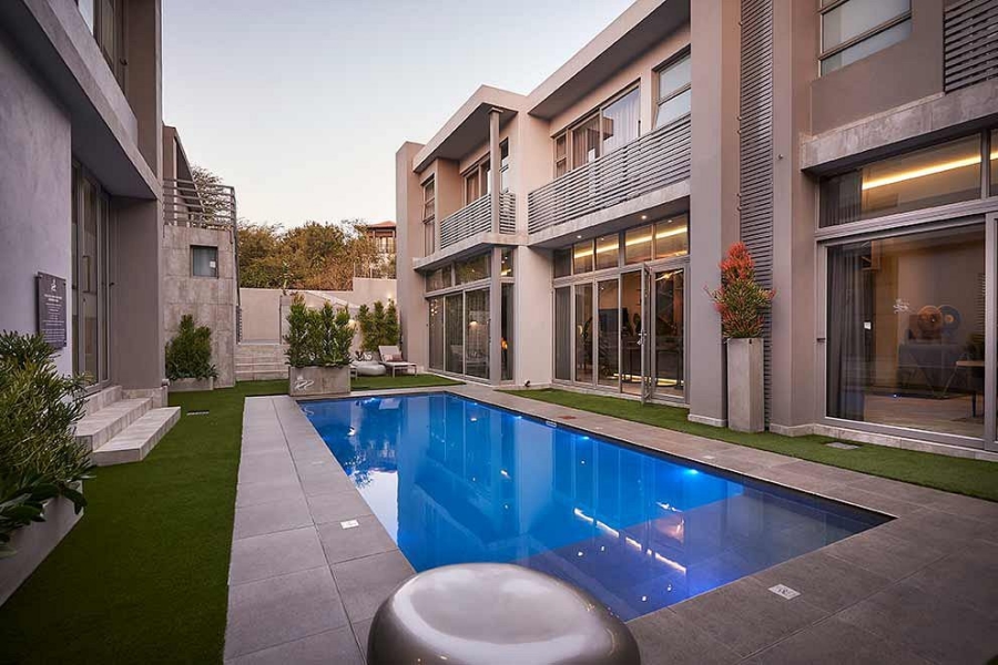 Commercial Property for Sale in Silver Lakes Golf Estate Gauteng