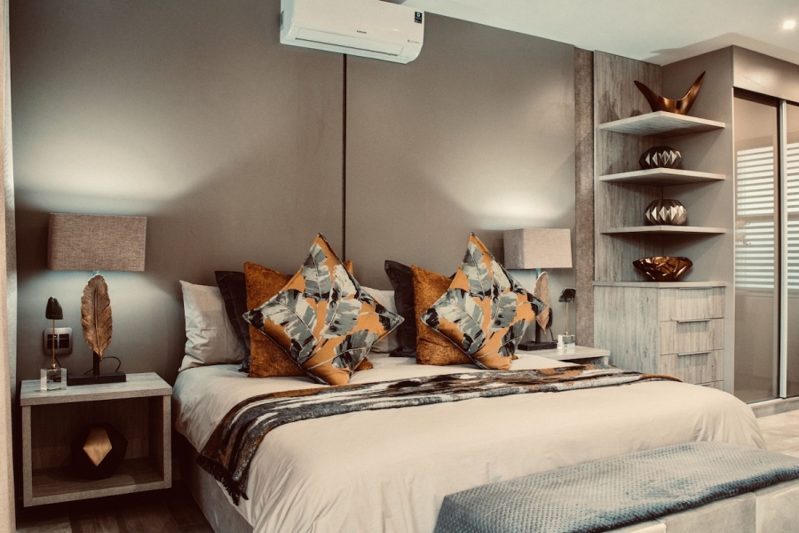 Commercial Property for Sale in Silver Lakes Golf Estate Gauteng