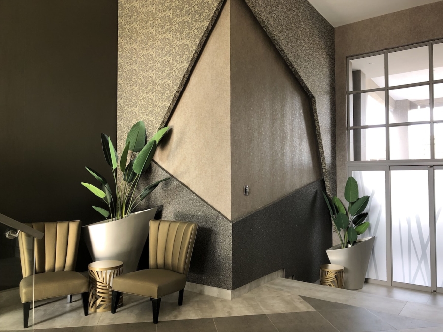 Commercial Property for Sale in Silver Lakes Golf Estate Gauteng