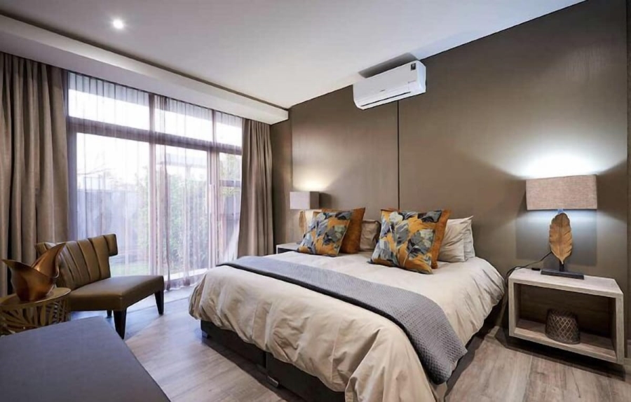 Commercial Property for Sale in Silver Lakes Golf Estate Gauteng