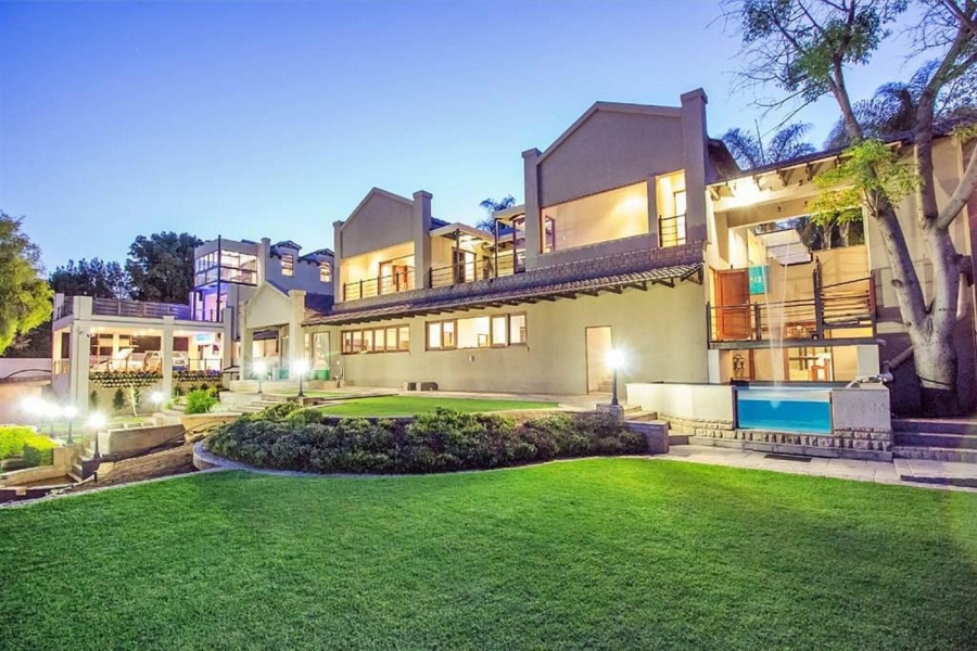 Commercial Property for Sale in Waterkloof Ridge Gauteng