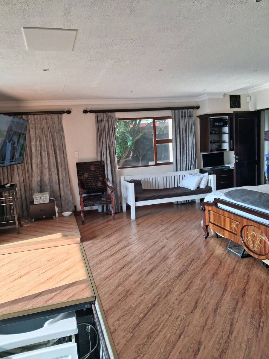 Commercial Property for Sale in Waterkloof Ridge Gauteng