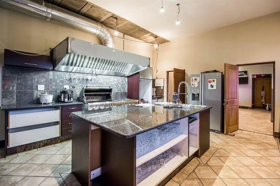Commercial Property for Sale in Waterkloof Ridge Gauteng
