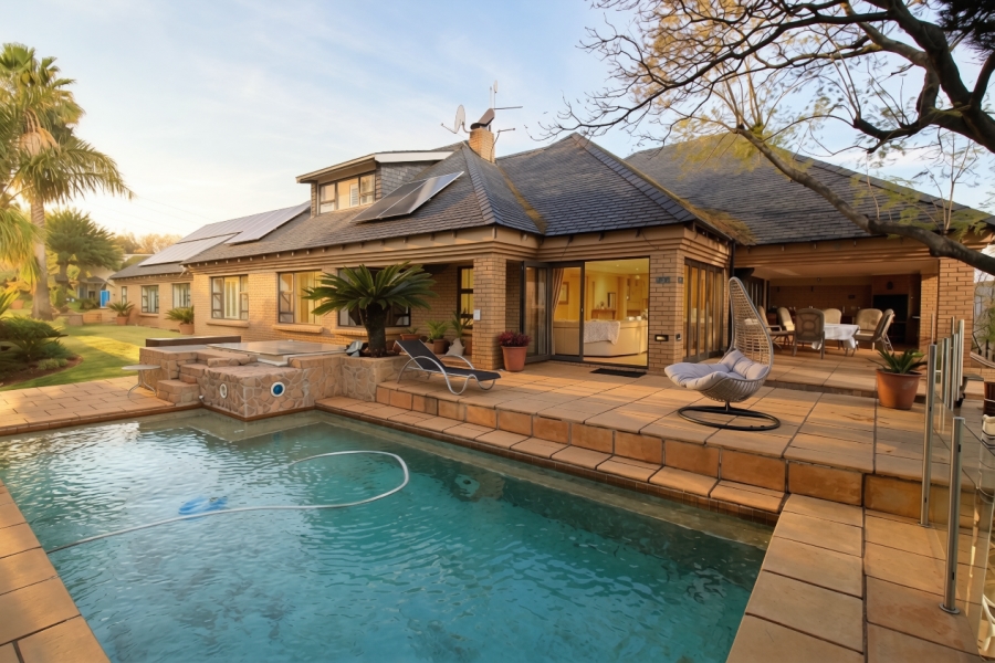 4 Bedroom Property for Sale in Bedfordview Gauteng