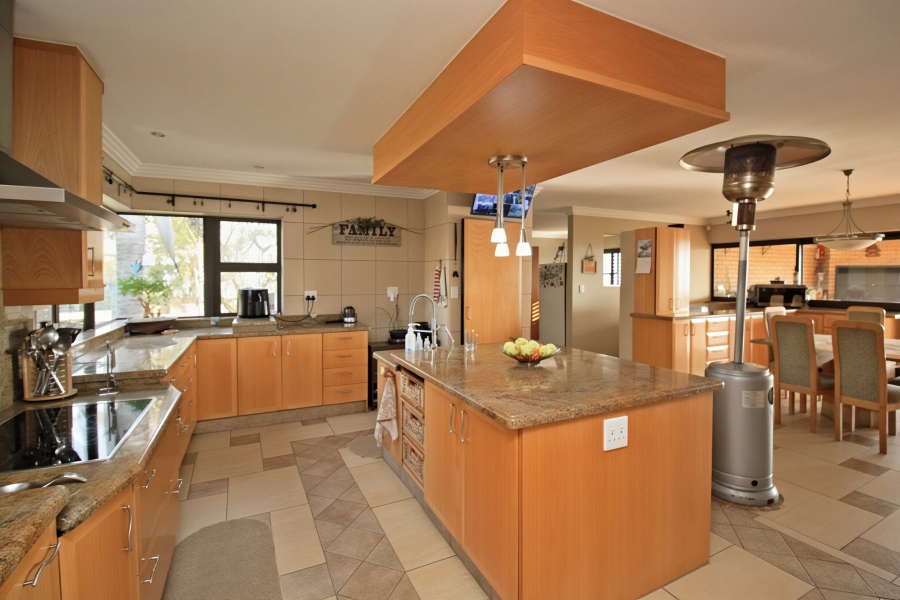4 Bedroom Property for Sale in Bedfordview Gauteng