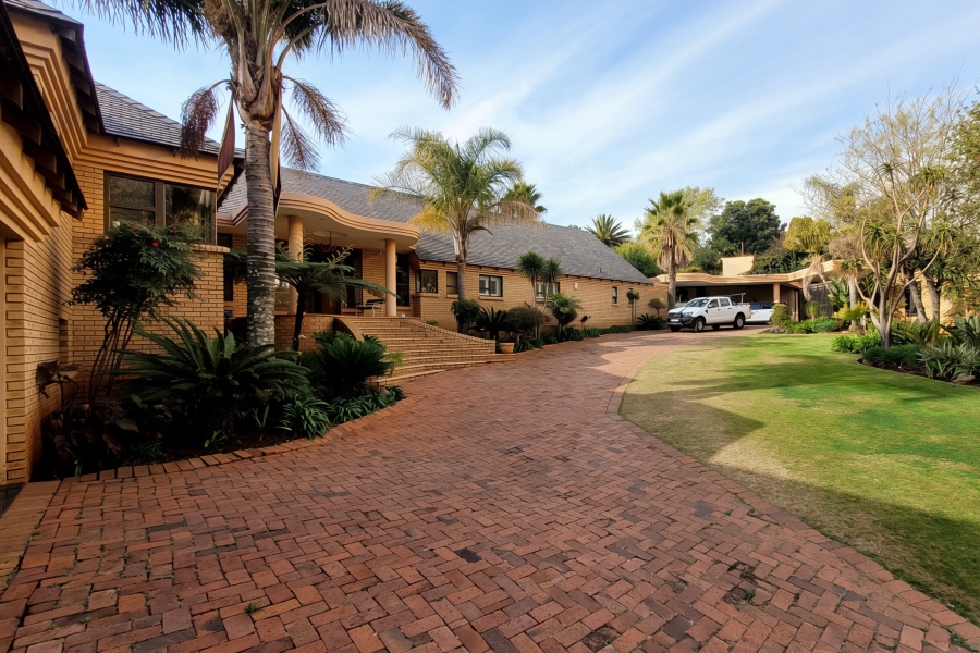 4 Bedroom Property for Sale in Bedfordview Gauteng