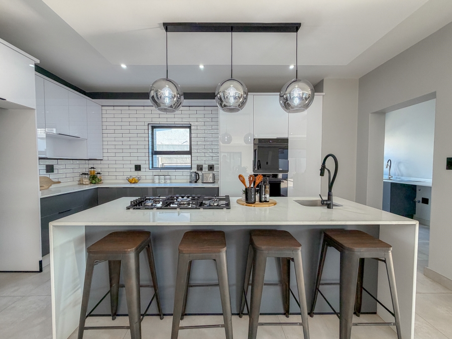 4 Bedroom Property for Sale in Fountainbrook Estate Gauteng