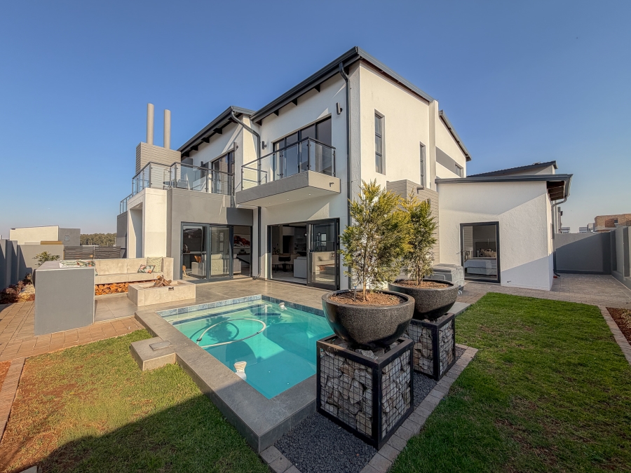 4 Bedroom Property for Sale in Fountainbrook Estate Gauteng